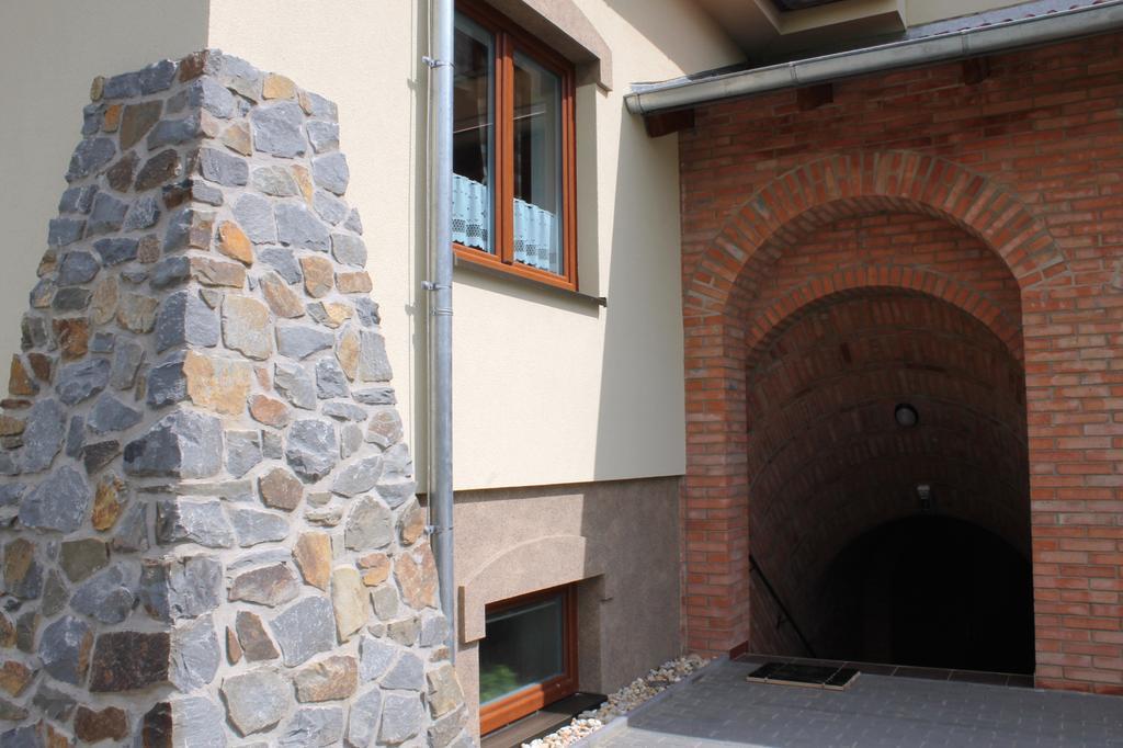 Penzion U Sklepu Otel Hovorany Dış mekan fotoğraf