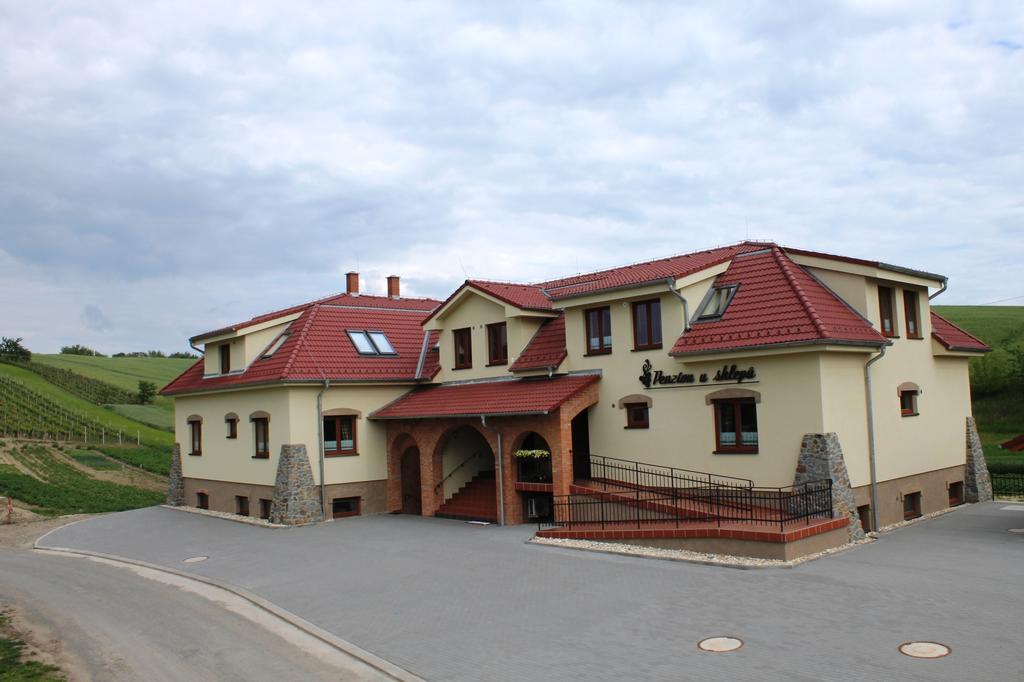 Penzion U Sklepu Otel Hovorany Dış mekan fotoğraf