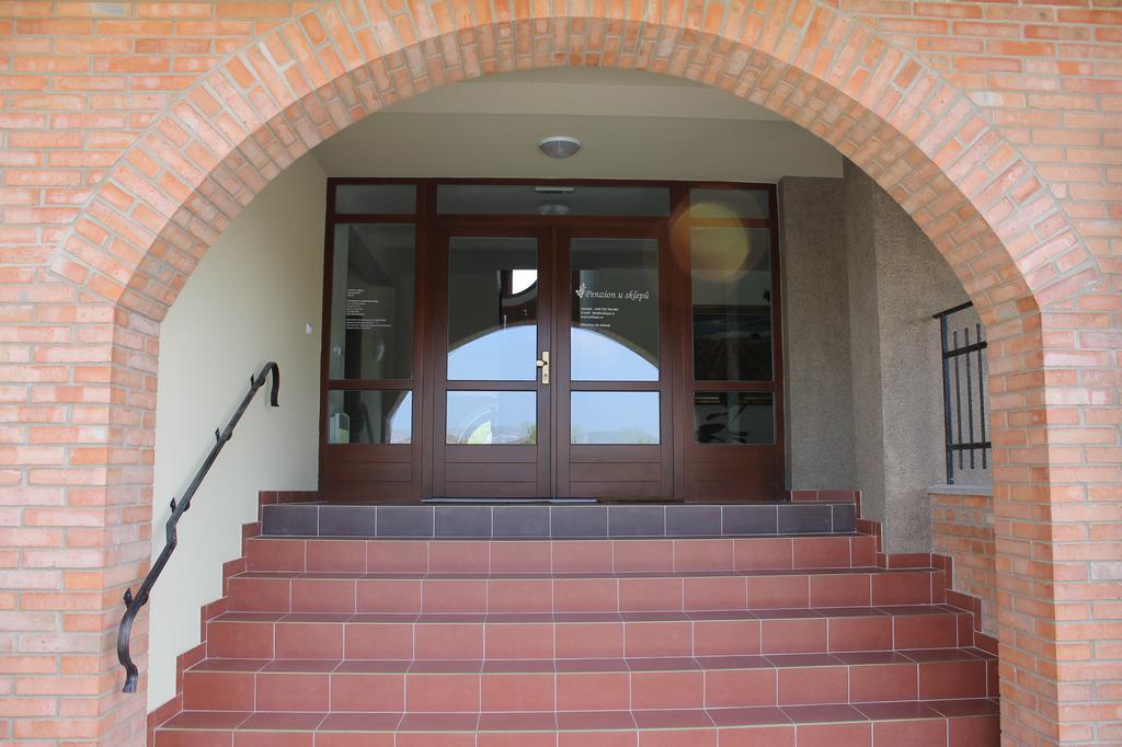 Penzion U Sklepu Otel Hovorany Dış mekan fotoğraf